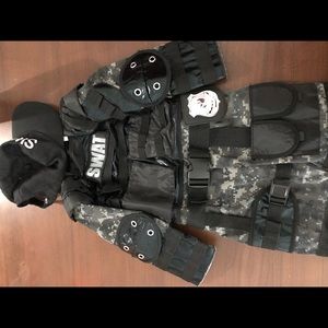 SWAT costum
